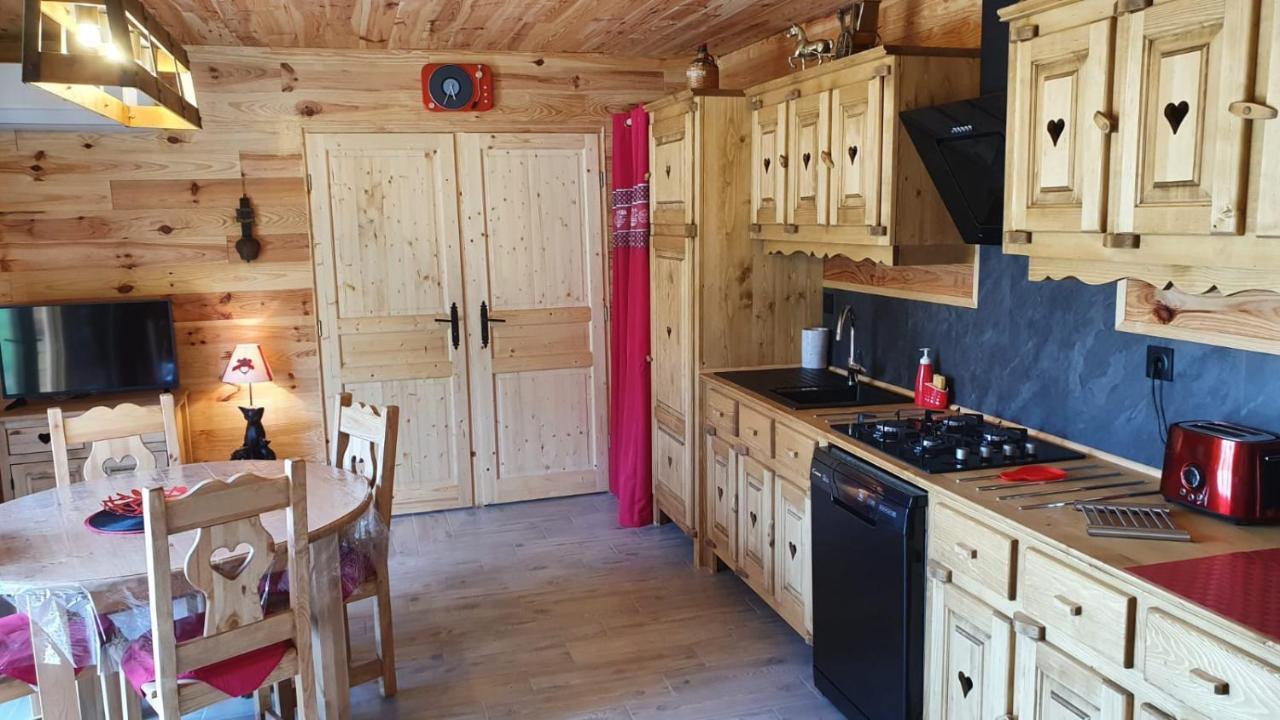 Chez Lavalou 4* Chaleureux En Bois Holiday home *